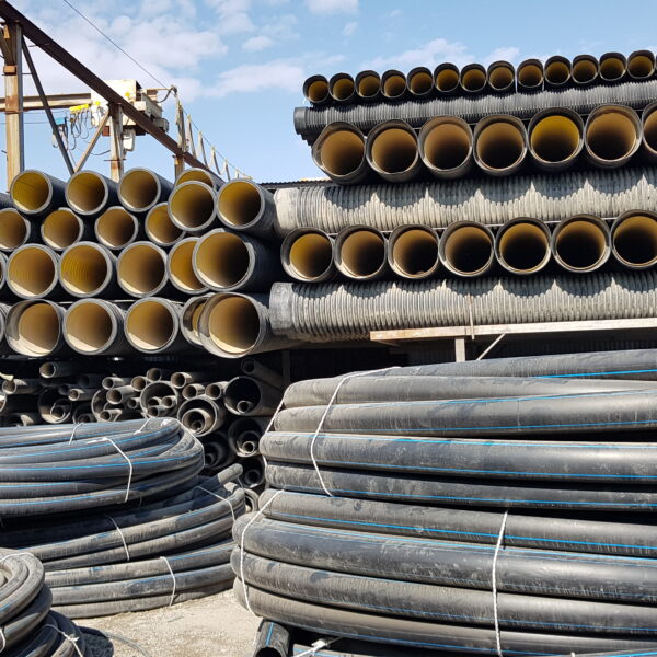 انبار لوله و محصولات پلی اتین و کاروگیت و زهکش